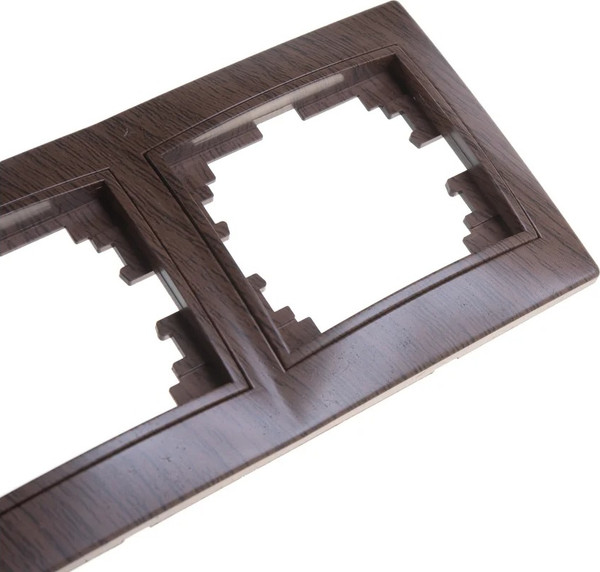 Изображение товара Рамка для выключателей и розеток INTRO Plano 1-503-10 / Б0030100 (венге)