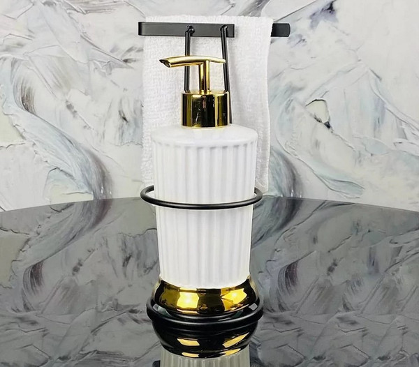 Изображение товара Дозатор моющего средства с губкой Lenardi И салфеткой на подставке 146-023