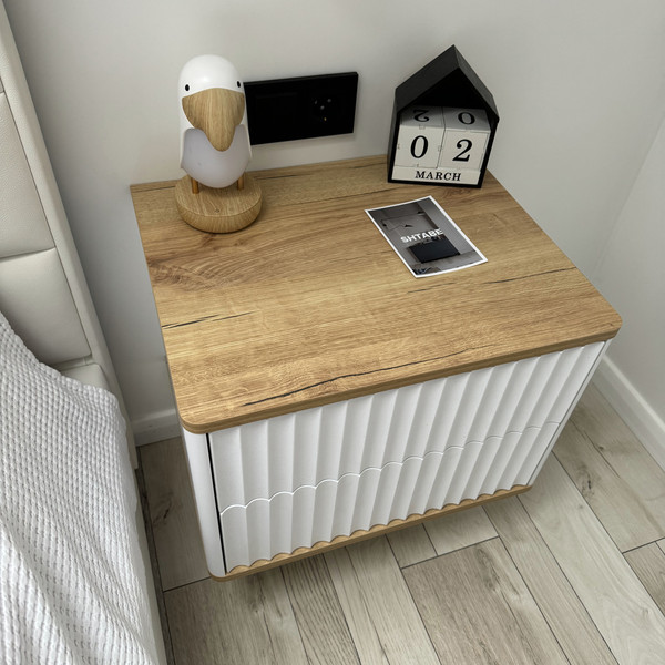 Изображение товара Прикроватная тумба Shtabe Royal 5002 эко (белый/дуб кантри золотой)