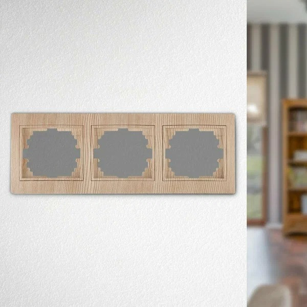 Изображение товара Рамка для выключателей и розеток INTRO Plano 1-503-11 / Б0030101 (сосна)