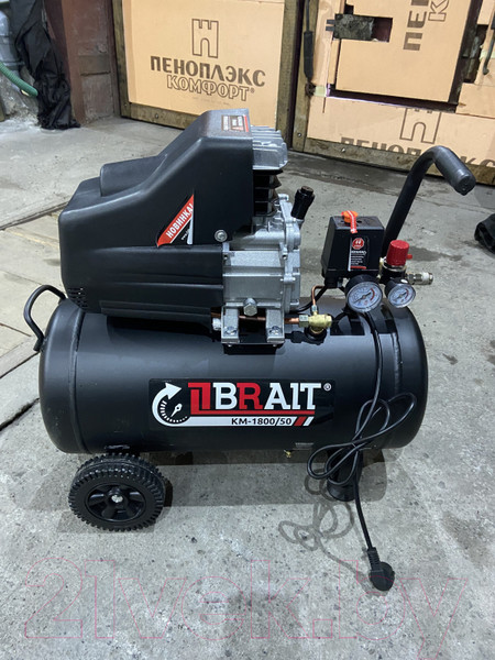 Изображение товара Воздушный компрессор Brait KM-1800/50