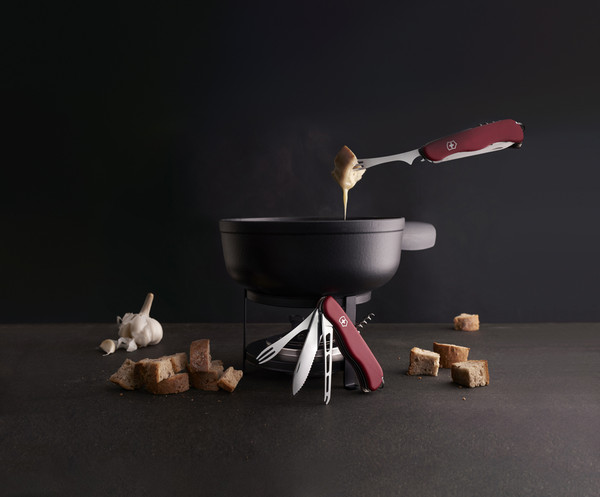 Изображение товара Нож складной Victorinox Cheese Master / 0.8313.W