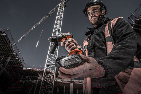 Изображение товара Профессиональная дрель-шуруповерт AEG Powertools BSB18C3BL-402C / 4935478938