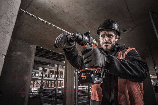 Изображение товара Профессиональная дрель-шуруповерт AEG Powertools BSB18C3BL-402C / 4935478938