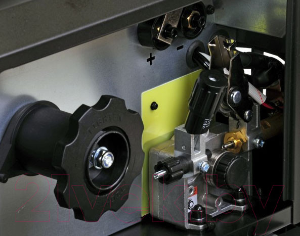 Изображение товара Полуавтомат сварочный Elitech WM 200 SYN / 204471