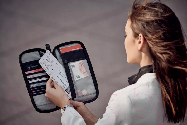 Изображение товара Портмоне Victorinox Travel Accessories / 610598 (красный)