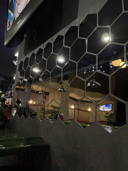 Изображение товара Зеркальная стеновая панель MirrorWall Гексагон (серебристый)