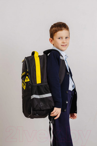 Изображение товара Школьный рюкзак Феникс+ Частная собственность / 64512