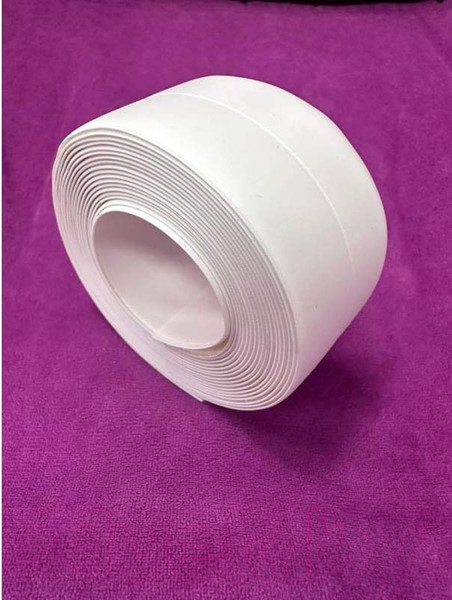 Изображение товара Лента бордюрная самоклеящаяся Faberhaus 60ммх3.2м (белый)