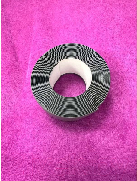 Изображение товара Лента бордюрная самоклеящаяся Faberhaus 60ммх3.2м (серый)