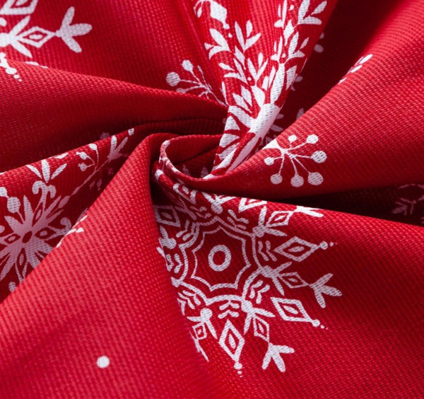 Изображение товара Скатерть Доляна Белые снежинки 149x180 / 4478732