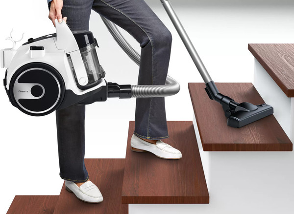 Изображение товара Пылесос Bosch BGS05A222  (белый/черный)