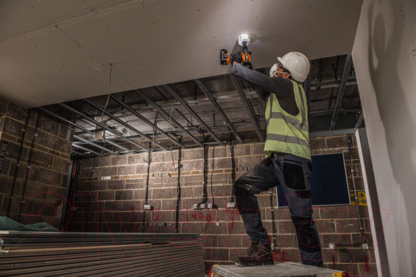 Изображение товара Профессиональная дрель-шуруповерт AEG Powertools BSB18BL2-602K (4935481043)