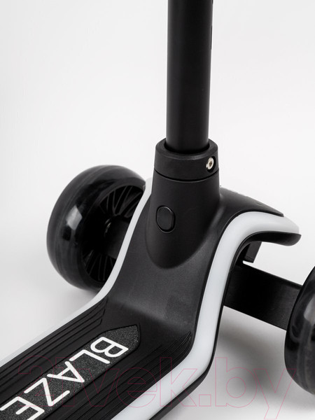 Изображение товара Самокат детский Amarobaby Blaze / AB23-27BLA/09 (черный)