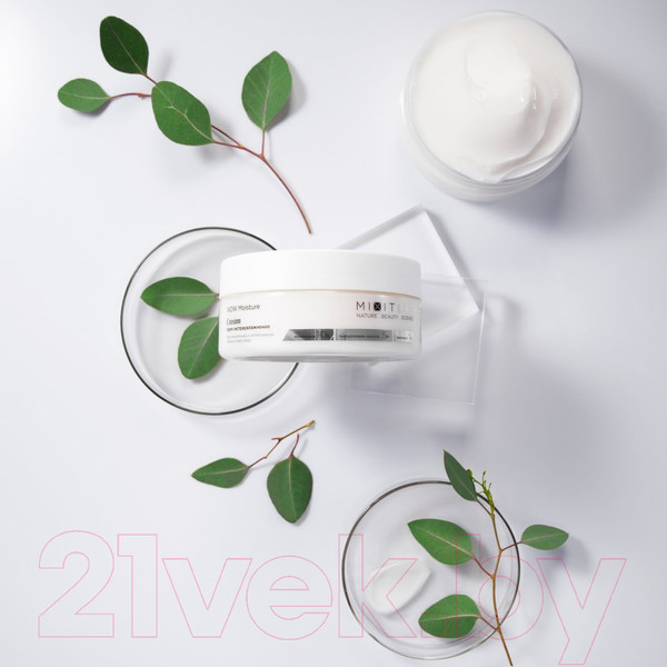 Изображение товара Крем для лица MIXIT Lab с мочевиной и гиалуроновой кислотой экстраувляжняющий (150мл)