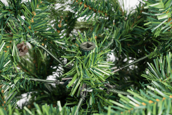 Изображение товара Ель искусственная Winter Fun Light / ML-0066-002 (180см)