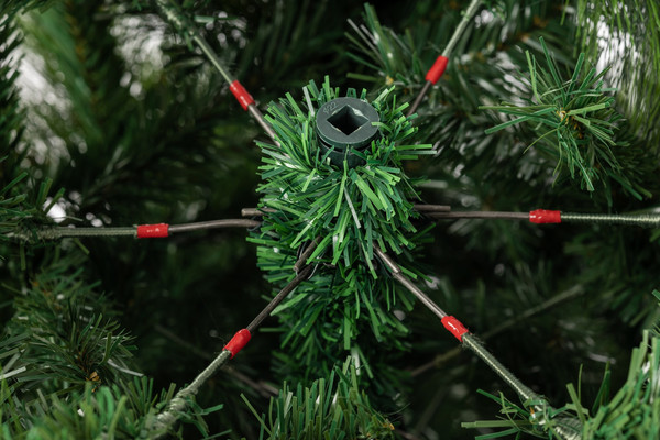 Изображение товара Ель искусственная Winter Fun Drop / SZ1017G-180 (180см)