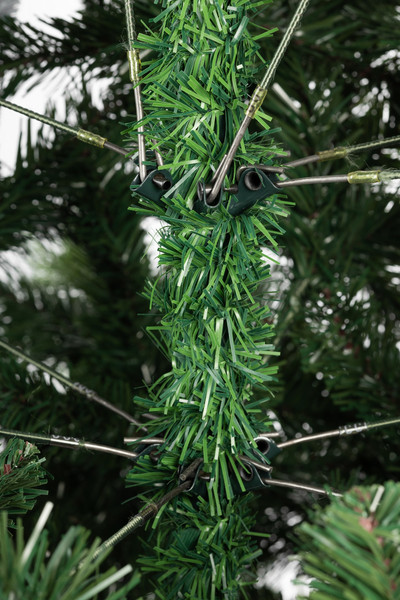 Изображение товара Ель искусственная Winter Fun Drop / SZ2000-180 (180см)