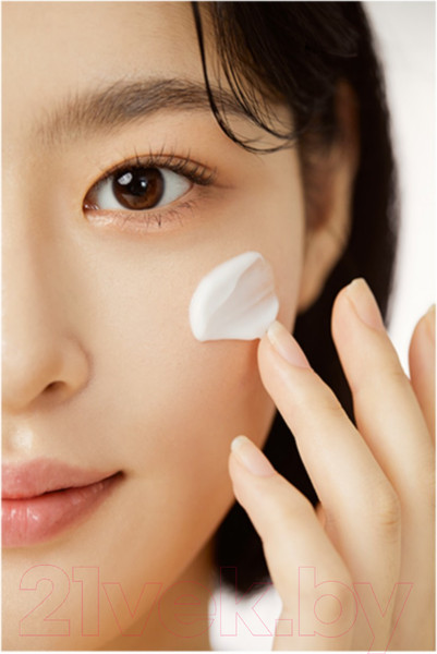 Изображение товара Крем солнцезащитный Enough Collagen 3X Moisture С коллагеном SPF50 PA+++ (50мл)