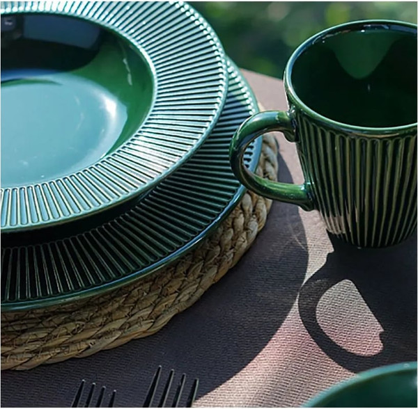 Изображение товара Тарелка столовая обеденная Fioretta Emerald Green TDP472