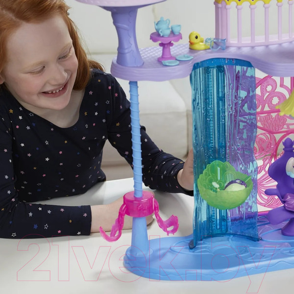 Изображение товара Кукольный домик Hasbro Мерцание Волшебный Замок / C1057EU4