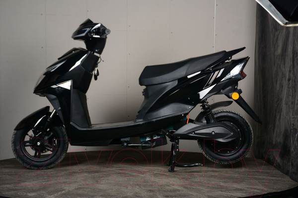 Изображение товара Электроскутер Volt Storm ZS (черный)
