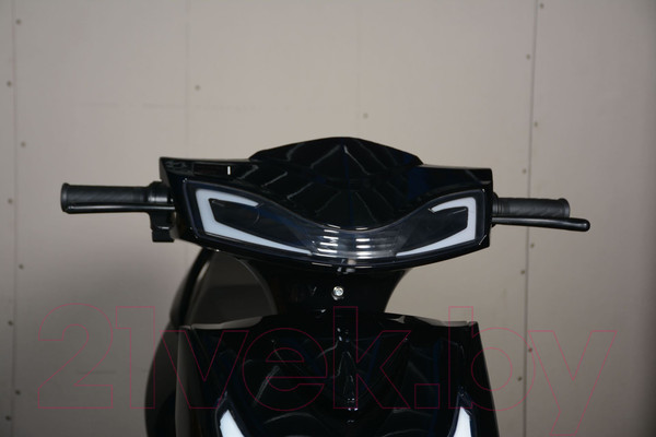 Изображение товара Электроскутер Volt Storm ZS (черный)