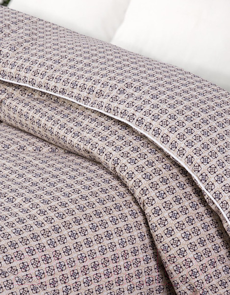 Изображение товара Одеяло АртПостель Верблюжья шерсть 1.5сп / 5984 (140x205)