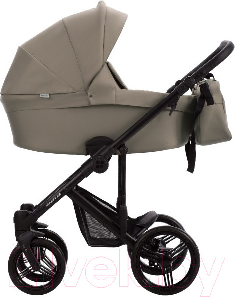 Изображение товара Детская универсальная коляска Bebetto Magnum Light 2 в 1  (01/черная рама)