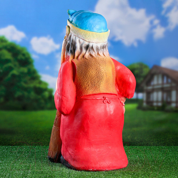 Изображение товара Фигурка для сада Хорошие сувениры Бабка Ежка стоя / 1063574