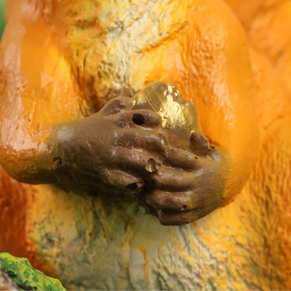 Изображение товара Фигурка для сада Хорошие сувениры Белочка с орешком на пне / 1090065