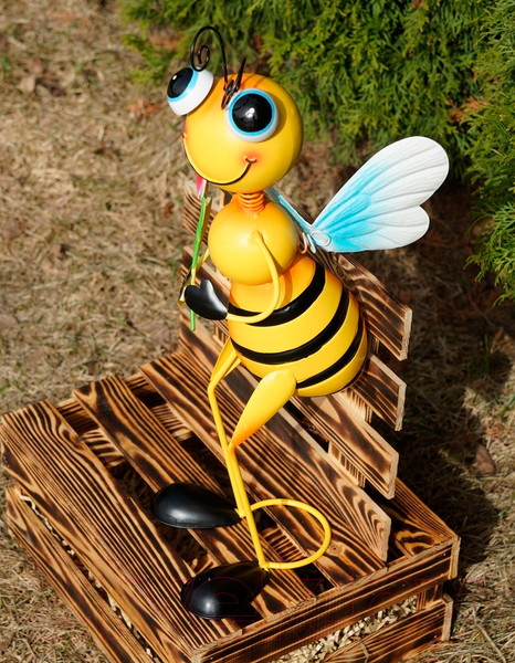 Изображение товара Фигурка для сада Klesto Пчела с цветком Z27059C