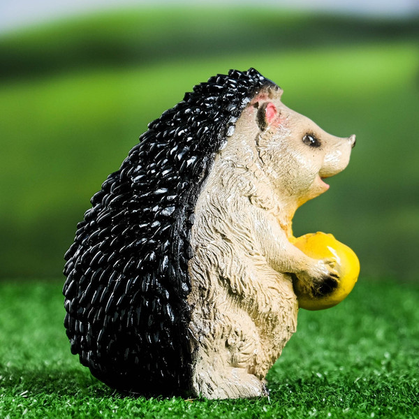 Изображение товара Фигурка для сада Хорошие сувениры Ежик с яблоком / 5046344