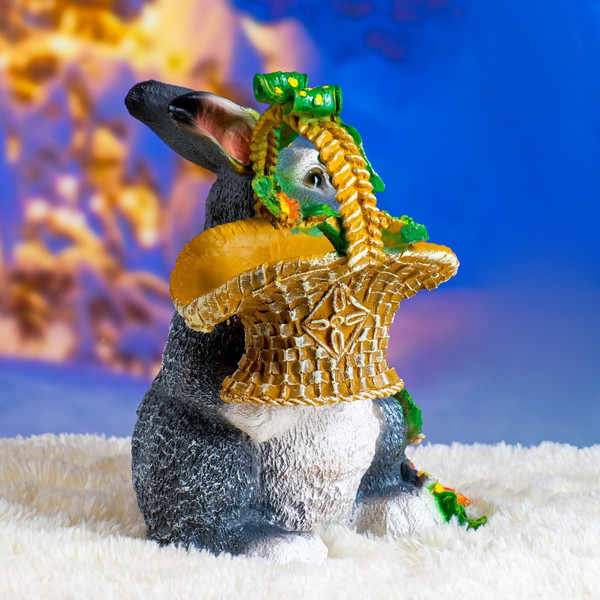 Изображение товара Фигурка для сада Хорошие сувениры Зайка с лукошком / 1128170