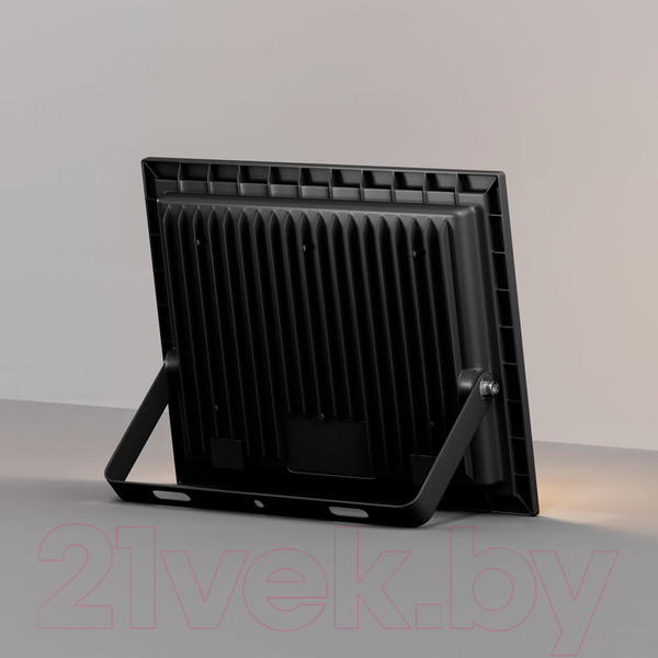 Изображение товара Прожектор Maytoni FL001-L100B4K