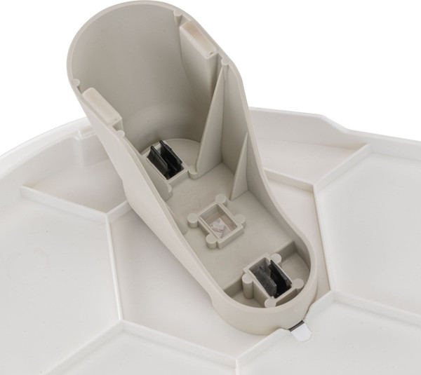 Изображение товара Лежанка для животных Ferplast Throne 8 / 70158011 (белый)