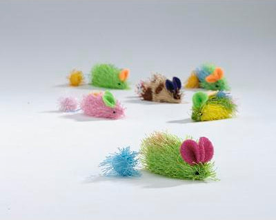 Изображение товара Игрушка для кошек Beeztees Разноцветная длинношерстная мышь / 419976