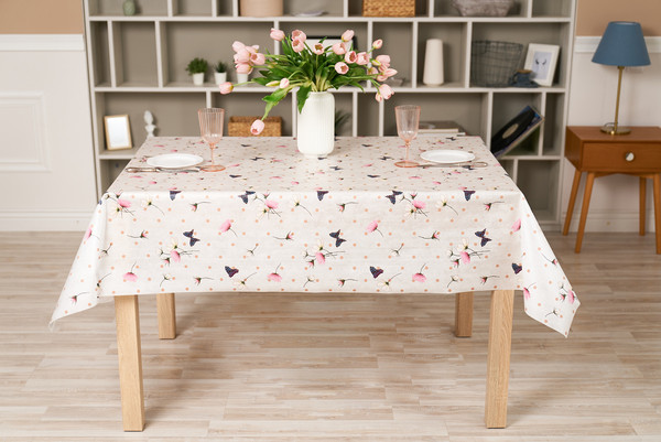 Изображение товара Скатерть Stolima Napco Бабочки и горох (220x130, карамель)