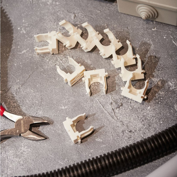 Изображение товара Крепеж-клипса для трубы Rexant 28-0420-3