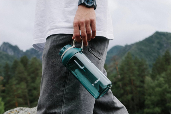 Изображение товара Бутылка для воды Bobber Tritan Bottle-590 Sand (серый)