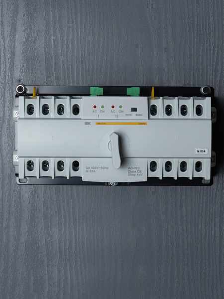 Изображение товара Устройство автоматического ввода резерва IEK АВР-2 Lite 63А Karat / MAT20-063