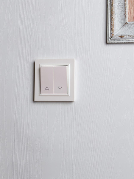 Изображение товара Выключатель IEK Brite BR-V15-0-10-K36 (жемчуг)