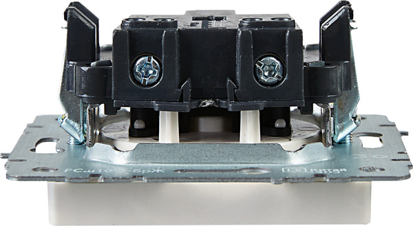 Изображение товара Розетка IEK Brite BR-R13-10-K36 (жемчуг)