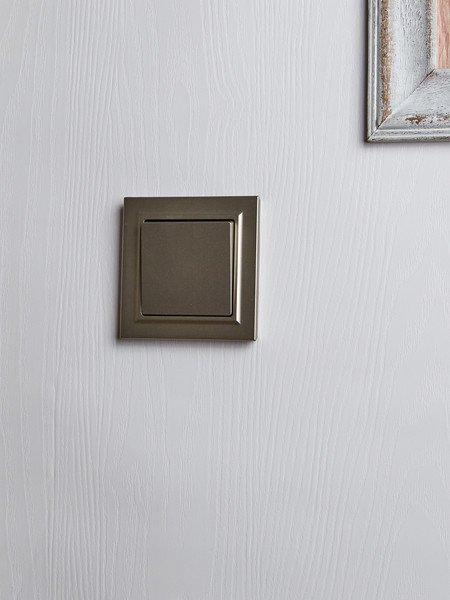 Изображение товара Выключатель IEK Brite BR-V10-0-10-K37-F (шампань)