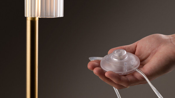 Изображение товара Прикроватная лампа Maytoni Modern MOD258TL-L8BS3K