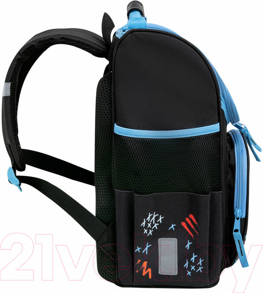 Изображение товара Школьный рюкзак Пифагор Basic. Angry Shark / 272044