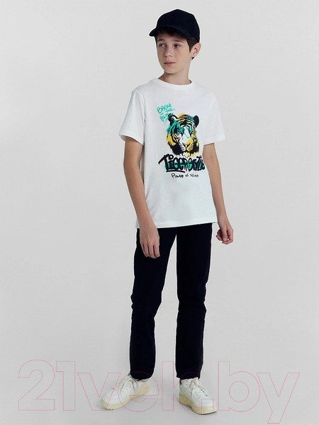 Изображение товара Комплект футболок детских Mark Formelle 113379-2 (р.110-56, белый/черно-белое граффити)