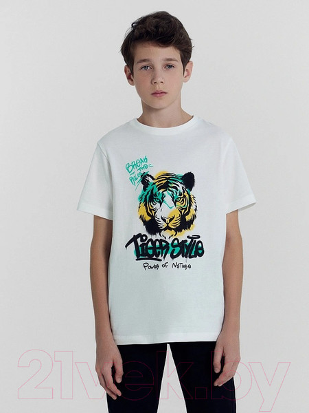 Изображение товара Комплект футболок детских Mark Formelle 113379-2 (р.110-56, белый/черно-белое граффити)