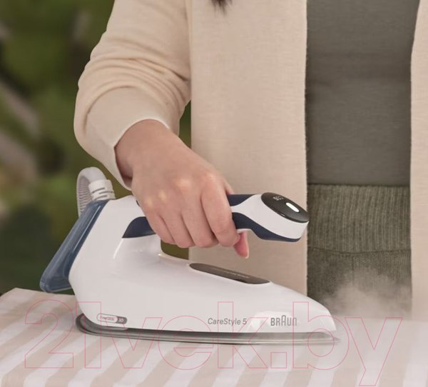 Изображение товара Утюг с парогенератором Braun IS5245BL
