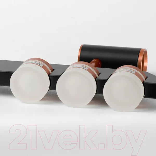 Изображение товара Потолочный светильник Lussole Gilbert LSP-7173